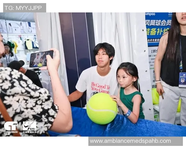 深圳网球队的节奏揭秘：深度解析网球运动的魅力与挑战