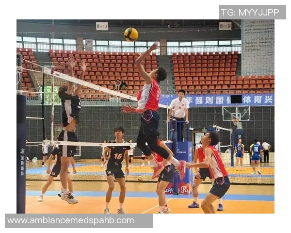 排球热点：解读重庆排球队的包夹